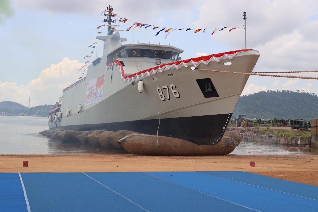 KRI Tuna 876 Buatan Batam Resmi Diluncurkan, Akan Bertugas di Lantamal 1 Belawan