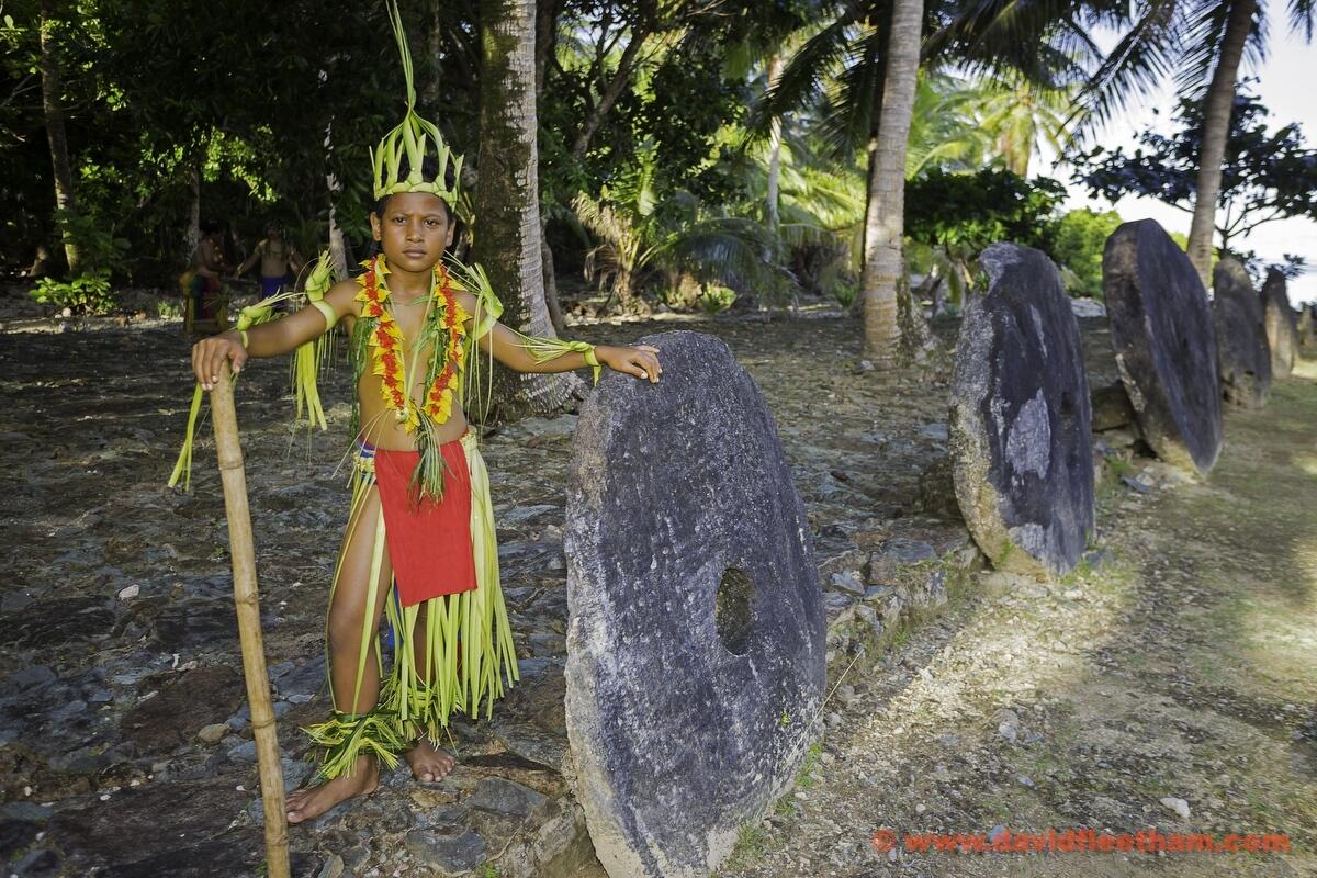 Sejarah dan Fungsi Uang Batu Rai di Pulau Yap &#91;Kompetisi KGPT&#93;