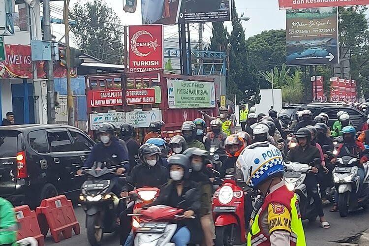 Bukan Jakarta, Inilah Kota Paling Macet di Indonesia! Setuju Gak?