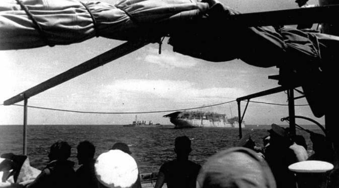 Apocalypse World War 2: Tenggelamnya Kapal Induk Pertama AS, USS Langley di Cilacap!