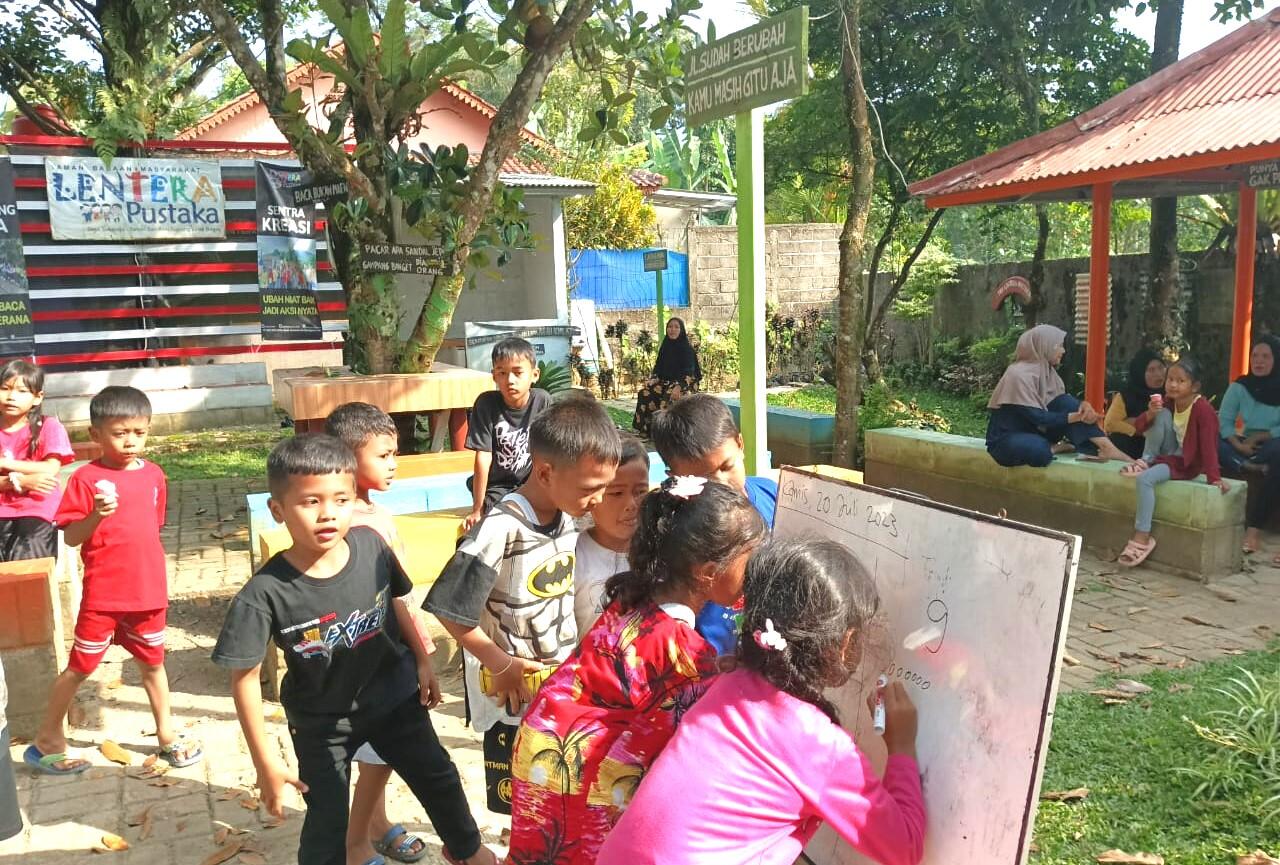 Kenapa Sih Ayah Ibu Pengen Aku Jadi Orang Sukses? Catatan Hari Anak Nasional