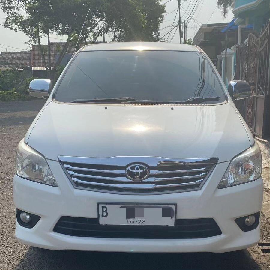 Toyota Kijang Innova G Bensin AT 2013