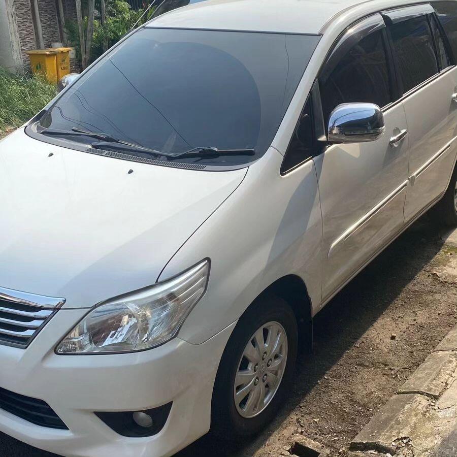 Toyota Kijang Innova G Bensin AT 2013