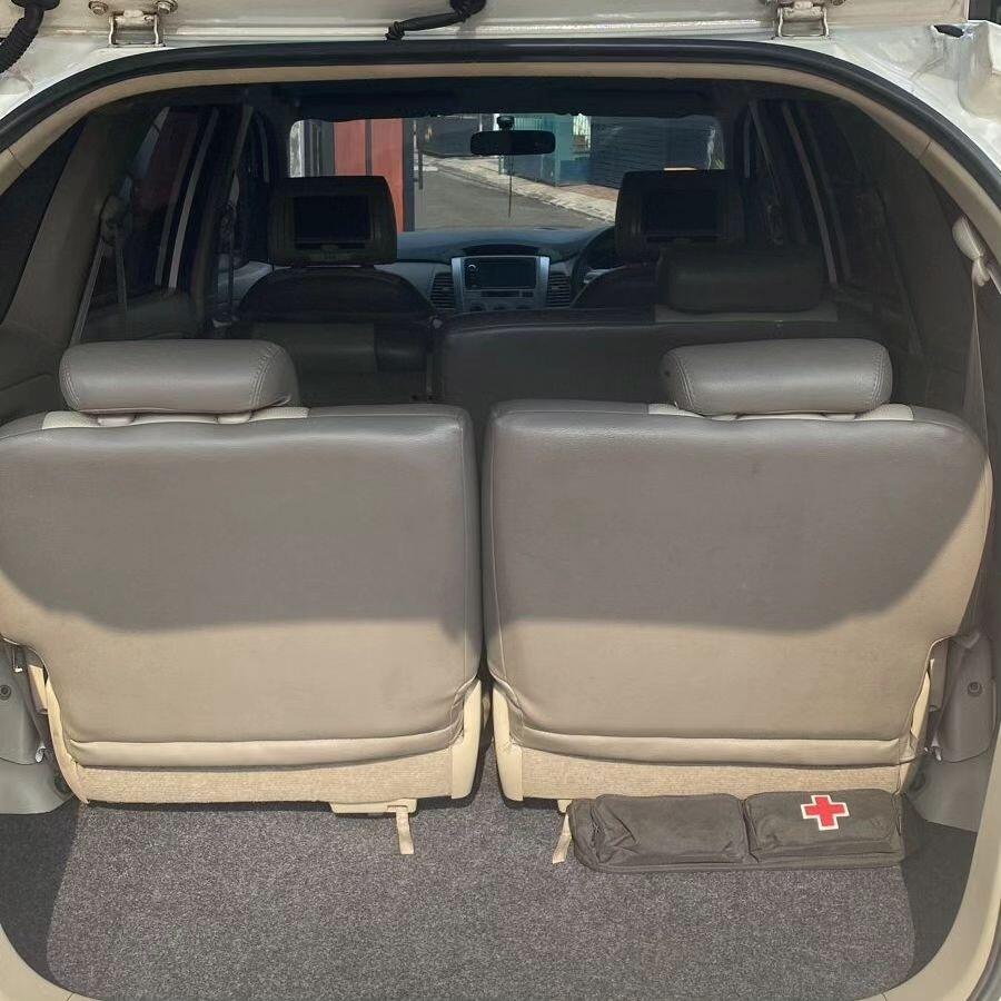 Toyota Kijang Innova G Bensin AT 2013