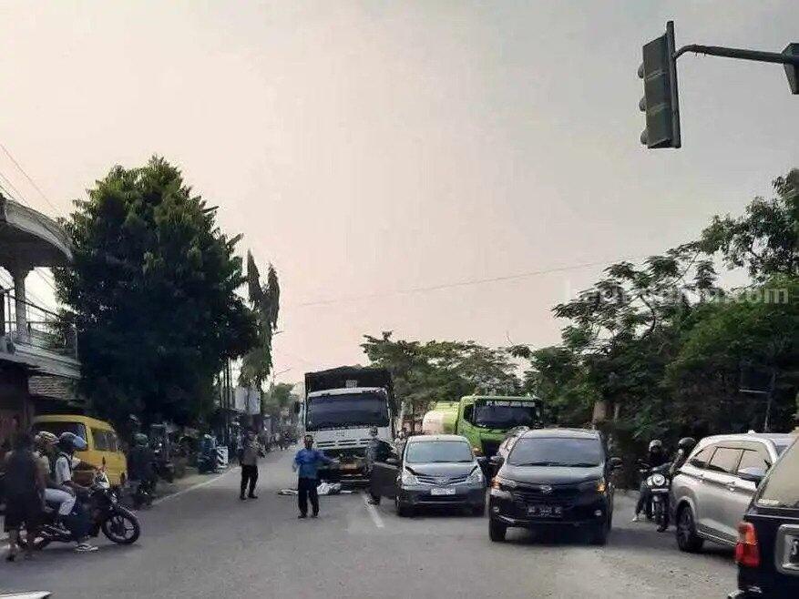 Kecelakaan, Seorang Ibu di Bojonegoro Saksikan Balitanya Meninggal