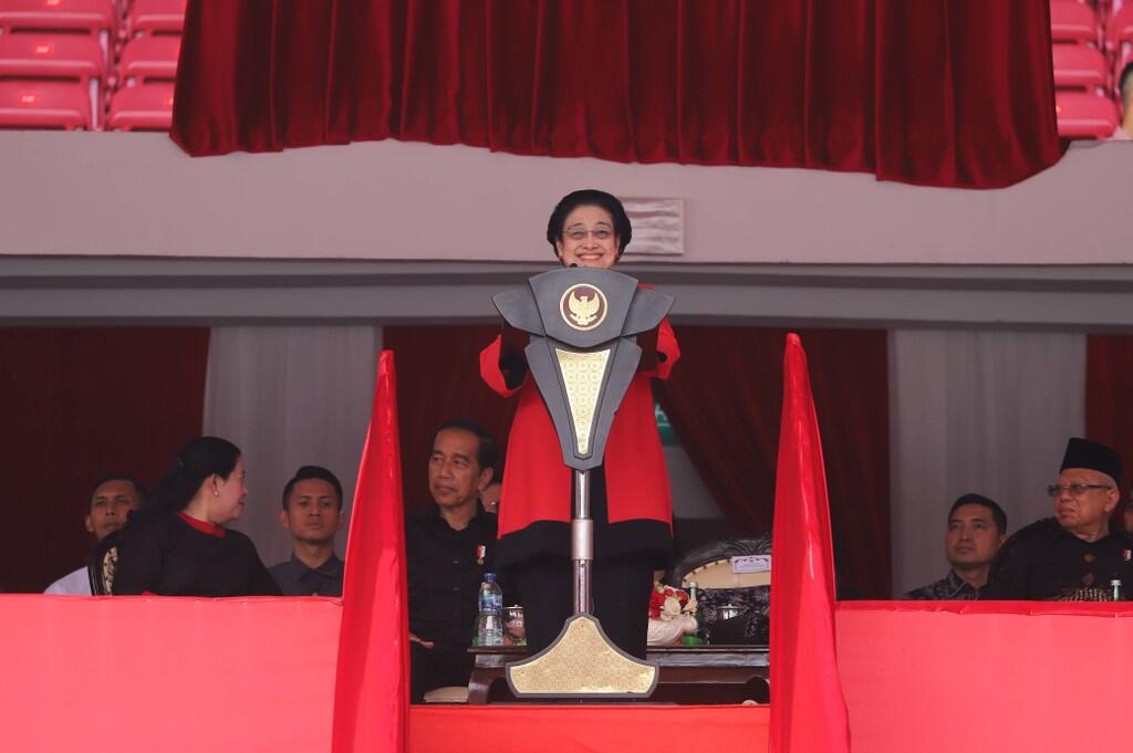 Megawati: Saya Punya 9 Honoris Causa, Kalian 10 Ribu Peneliti BRIN Kalah