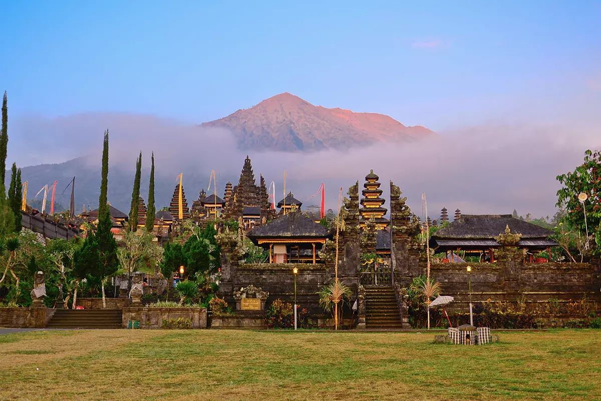 Keindahan Pulau Bali di Indonesia