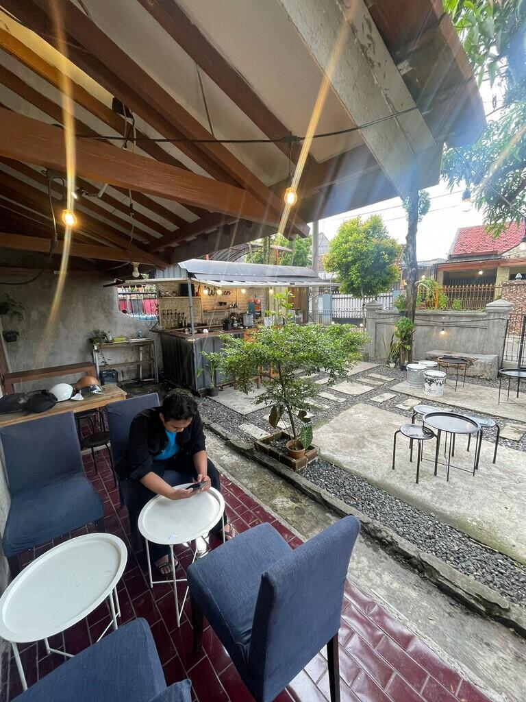 Kerjasama tempat, atau dana untuk pindah tempat