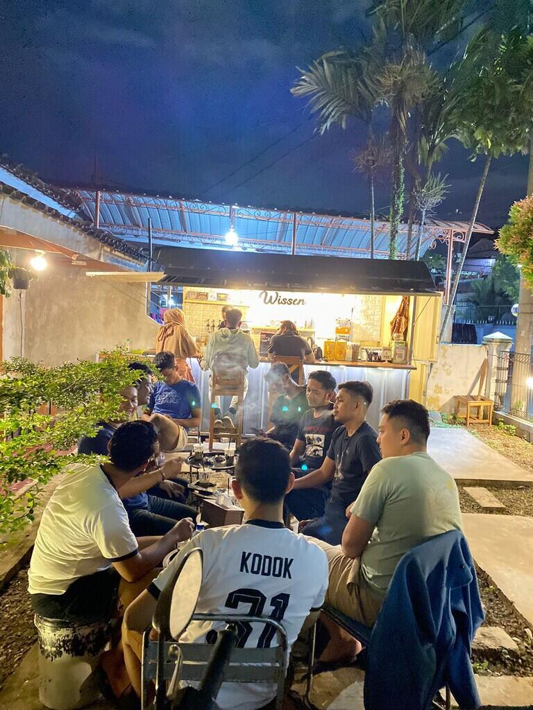 Kerjasama tempat, atau dana untuk pindah tempat
