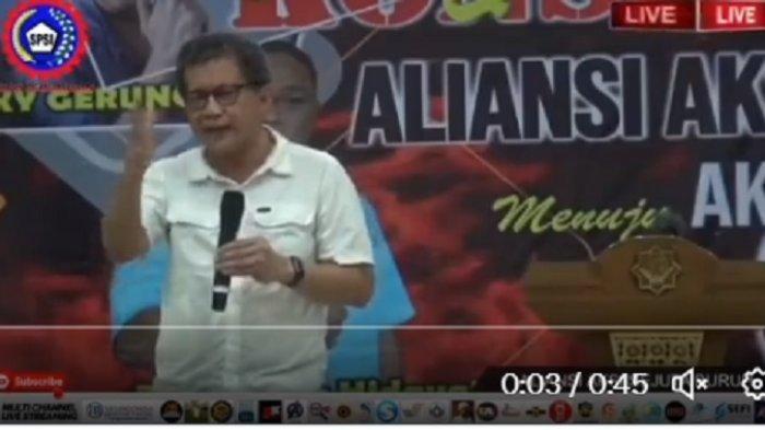 Jangan Pusing dengan Ocehan Orang Lain