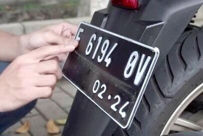 Plat Nomor Rusak Atau Hilang? Ternyata Begini Cara Mengurusnya