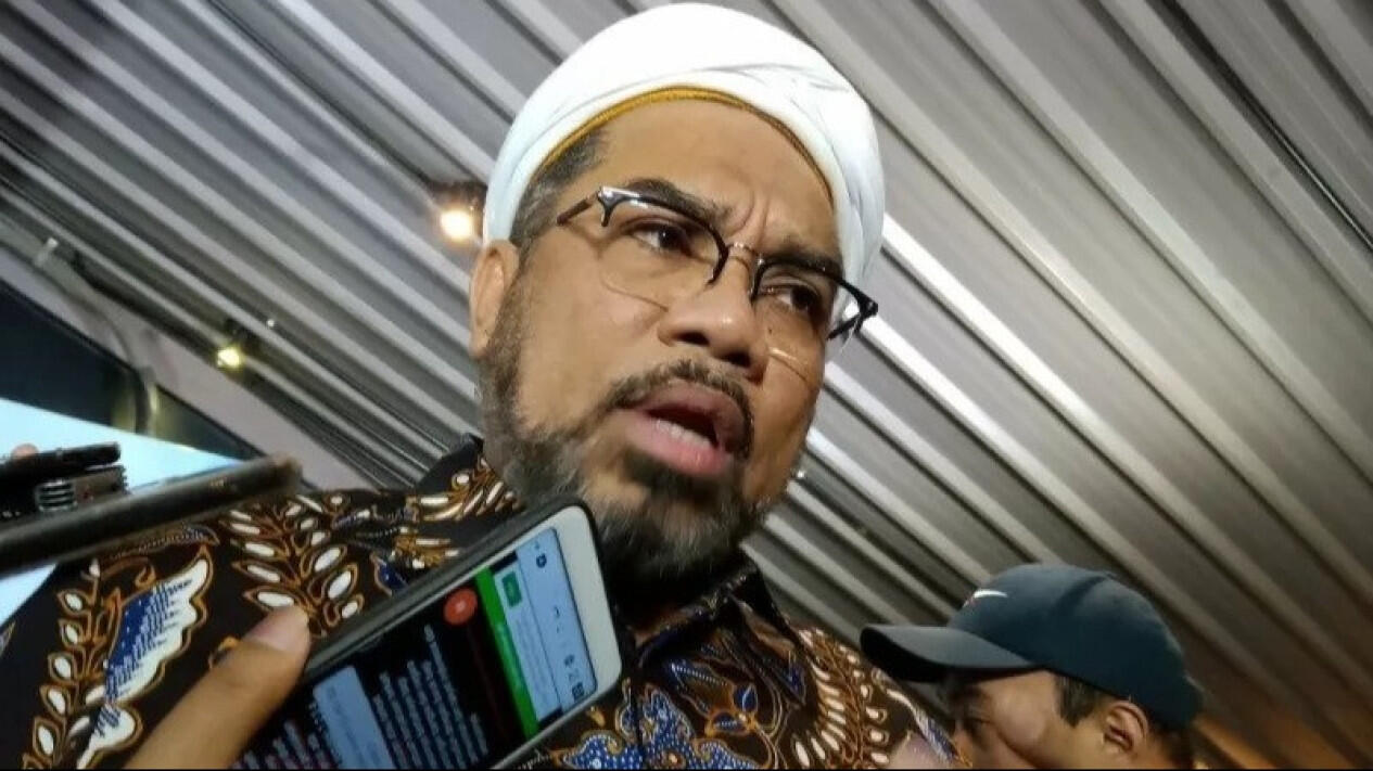 Ngabalin Kritik Balik RG: Ilmuwan harus Punya Tutur Kata dan Moral yang Tinggi