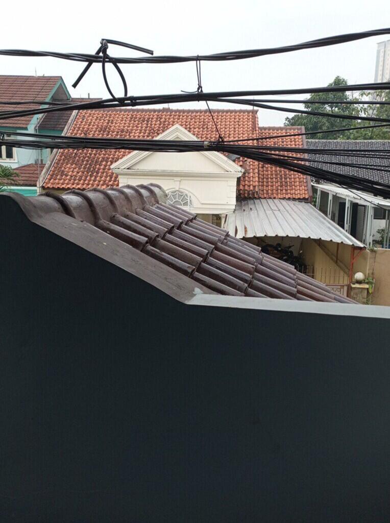 Sharing Mengatasi Kabel Semrawut dari Warga DKI