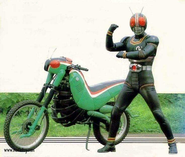 Suzuki RA125 | Inilah Wujud Asli Motor Milik Kesatria Baja Hitam (Kamen Rider Black)