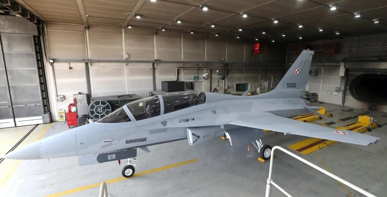 Polandia Menyelesaikan Uji Coba FA-50 Fighting Eagle dengan Hasil Memuaskan