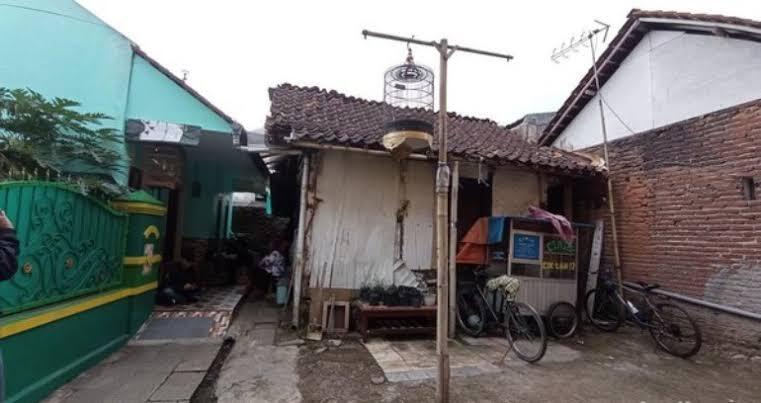 Hujan Lokal Mengguyur Satu Rumah di Tasikmalaya, Kok Bisa? &#91;Kompetisi KGPT&#93;