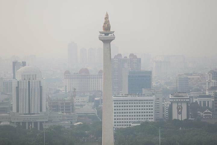 Polisi Udara di Jakarta Kian Memburuk, Ini Penyebabnya Menurut KLHK! Sudah Siap WFH?
