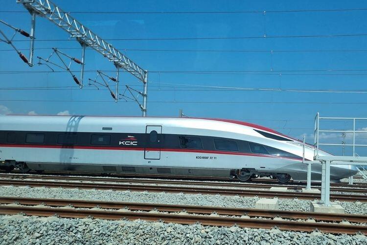 Saat Kereta Cepat Kembali Disuntik APBN, Kali Ini untuk Tiket