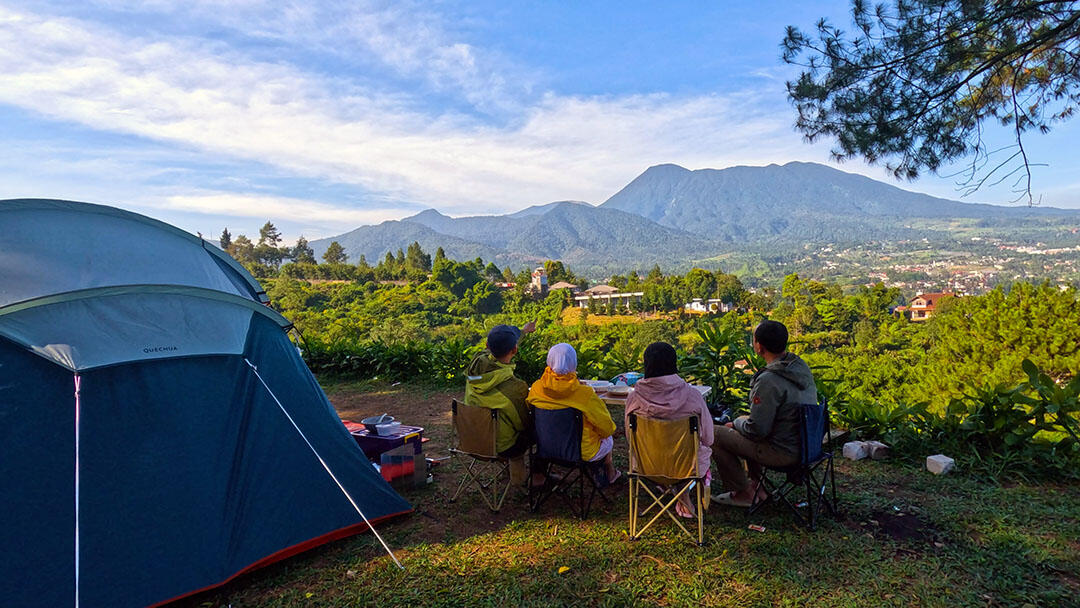 Camping Di terpa badai angin dan Fenomena Bulan Purnama