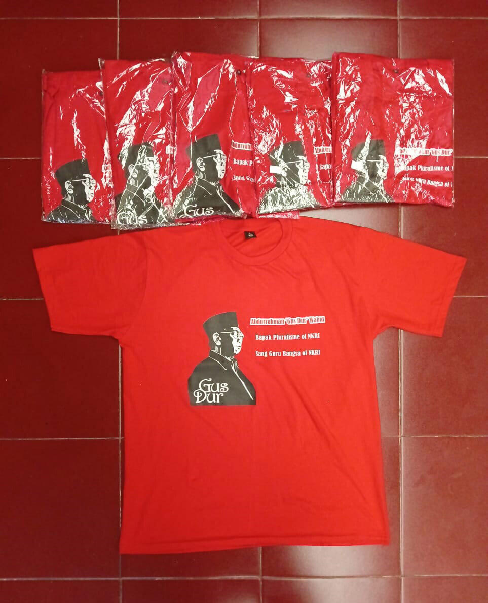 (Ready Stok) BUY 1 GET 2 - Kaos ttg Gus Dur + Kaos Pancasila is Our Way of Life