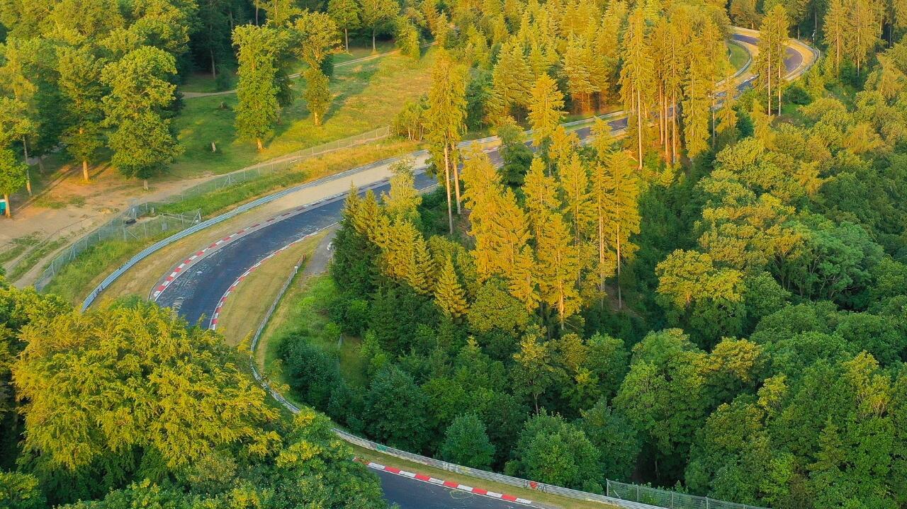Dua Karyawan Goodyear Meninggal Saat Melakukan Uji Coba Ban di Sirkuit Nurburgring