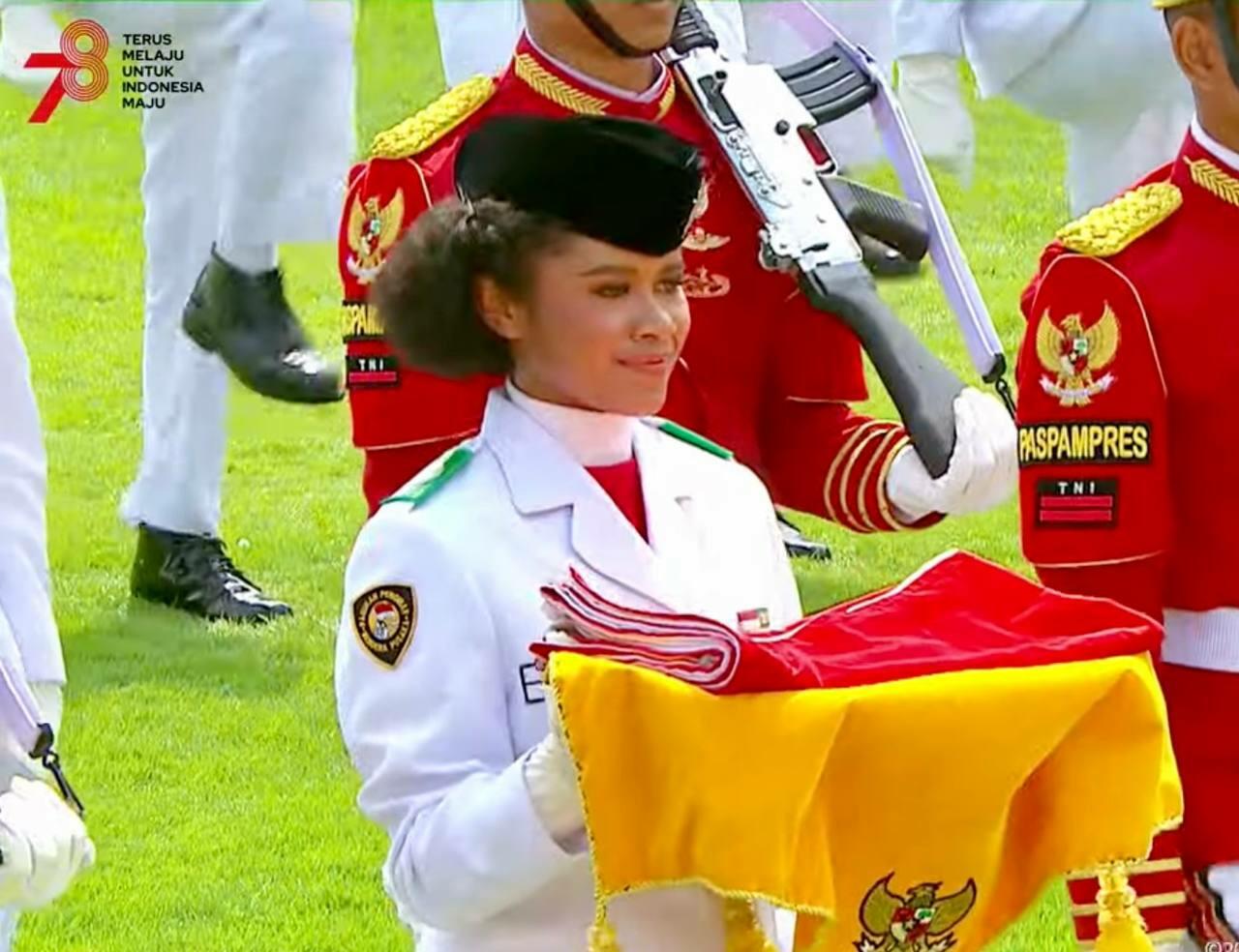 Lilly Wenda, Paskibraka Pembawa Baki Bendera di Istana Merdeka: Pelajar Inspiratif