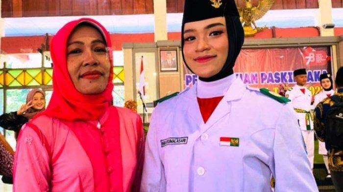 Lilly Wenda, Paskibraka Pembawa Baki Bendera di Istana Merdeka: Pelajar Inspiratif