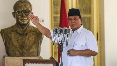 Prabowo dan 'Ramalan' Gus Dur soal Jadi Presiden di Usia Tua