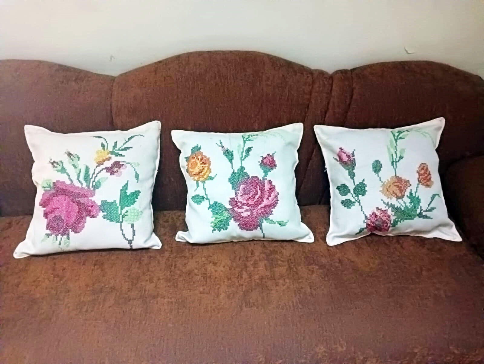 (On Request) Sarung Bantal utk Sofa &amp; Taplak utk Furniture Buatan HomeMade Euy..!