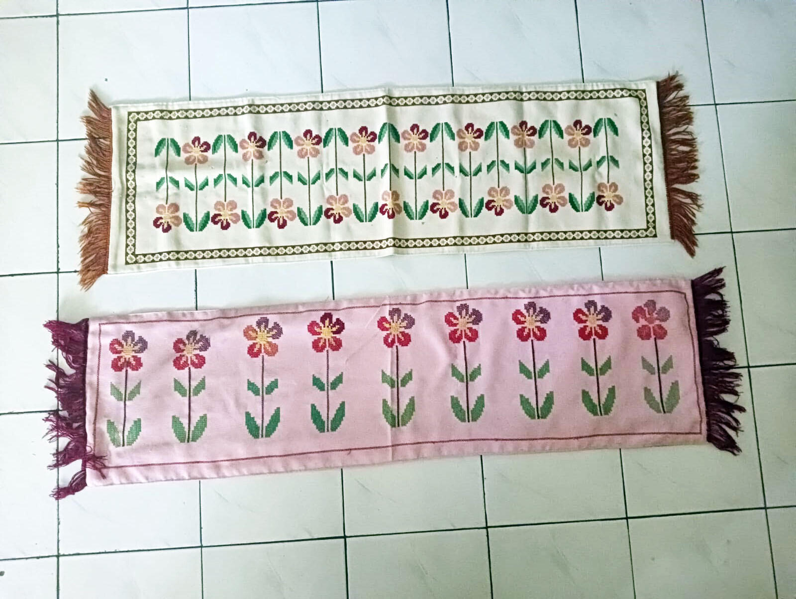 (On Request) Sarung Bantal utk Sofa &amp; Taplak utk Furniture Buatan HomeMade Euy..!