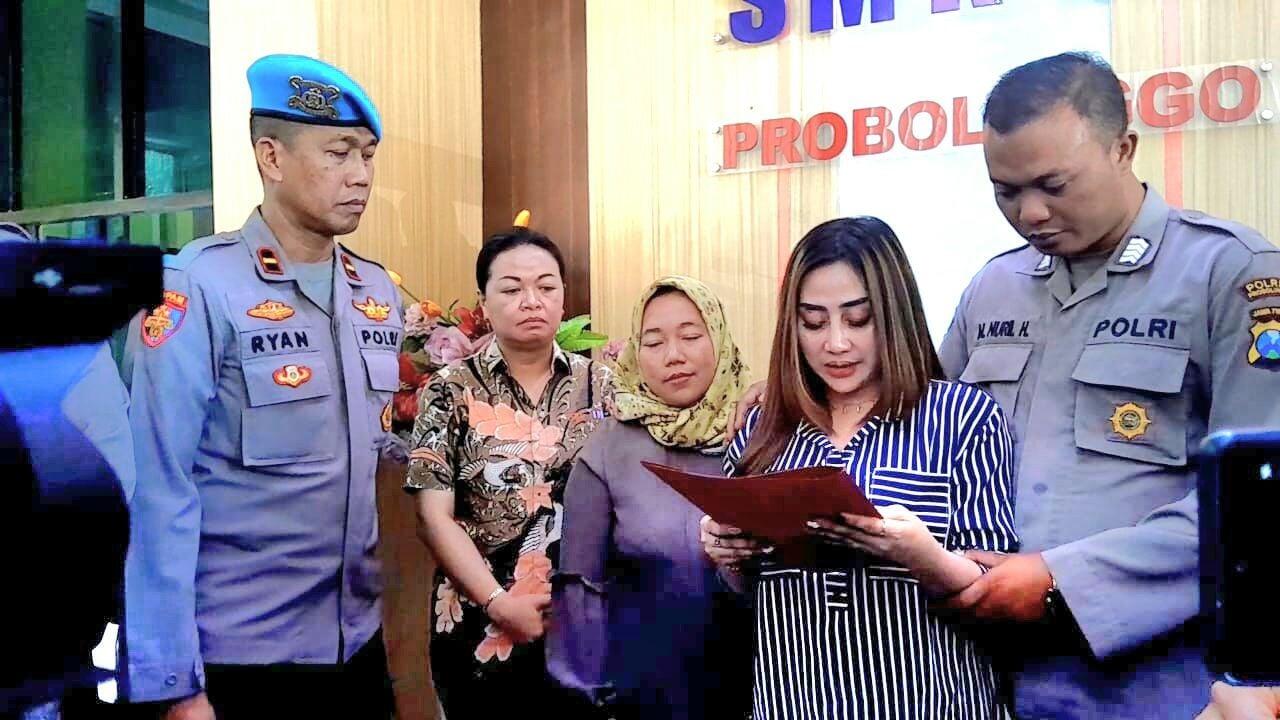 Berkaca dari Kasus Seleb Tik Tok Luluk Nuril, Ini Pelajaran yang Bisa Diambil!