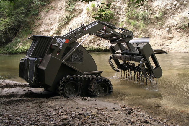 Sama dengan Milik TNI AD, Ukraina Pakai Robot Bozena 4 Untuk Bersihkan Ranjau