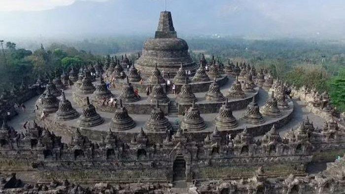 Ternyata Candi Borobudur Gak Pernah Masuk 7 Keajaiban Dunia!