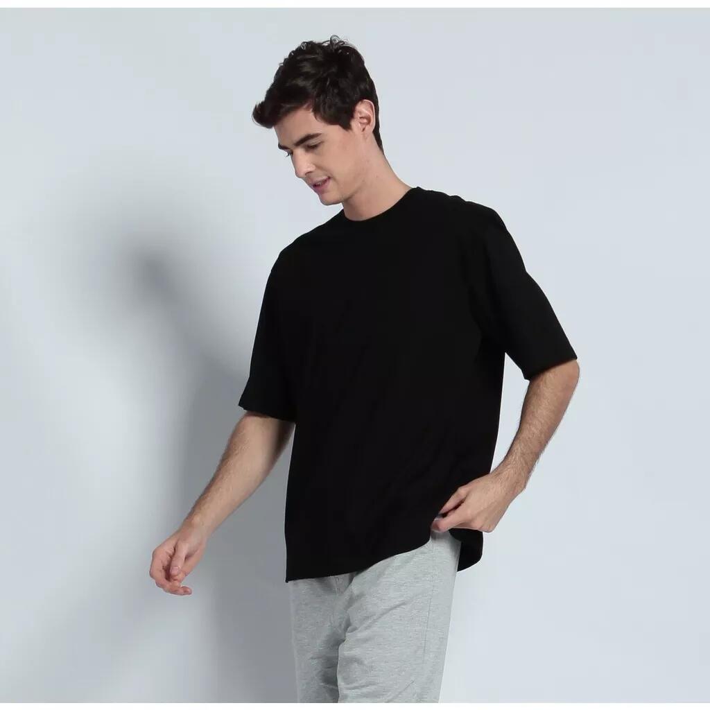 6 Rekomendasi Kaos Polos Brand Lokal yang Nyaman Dipakai Sehari-hari
