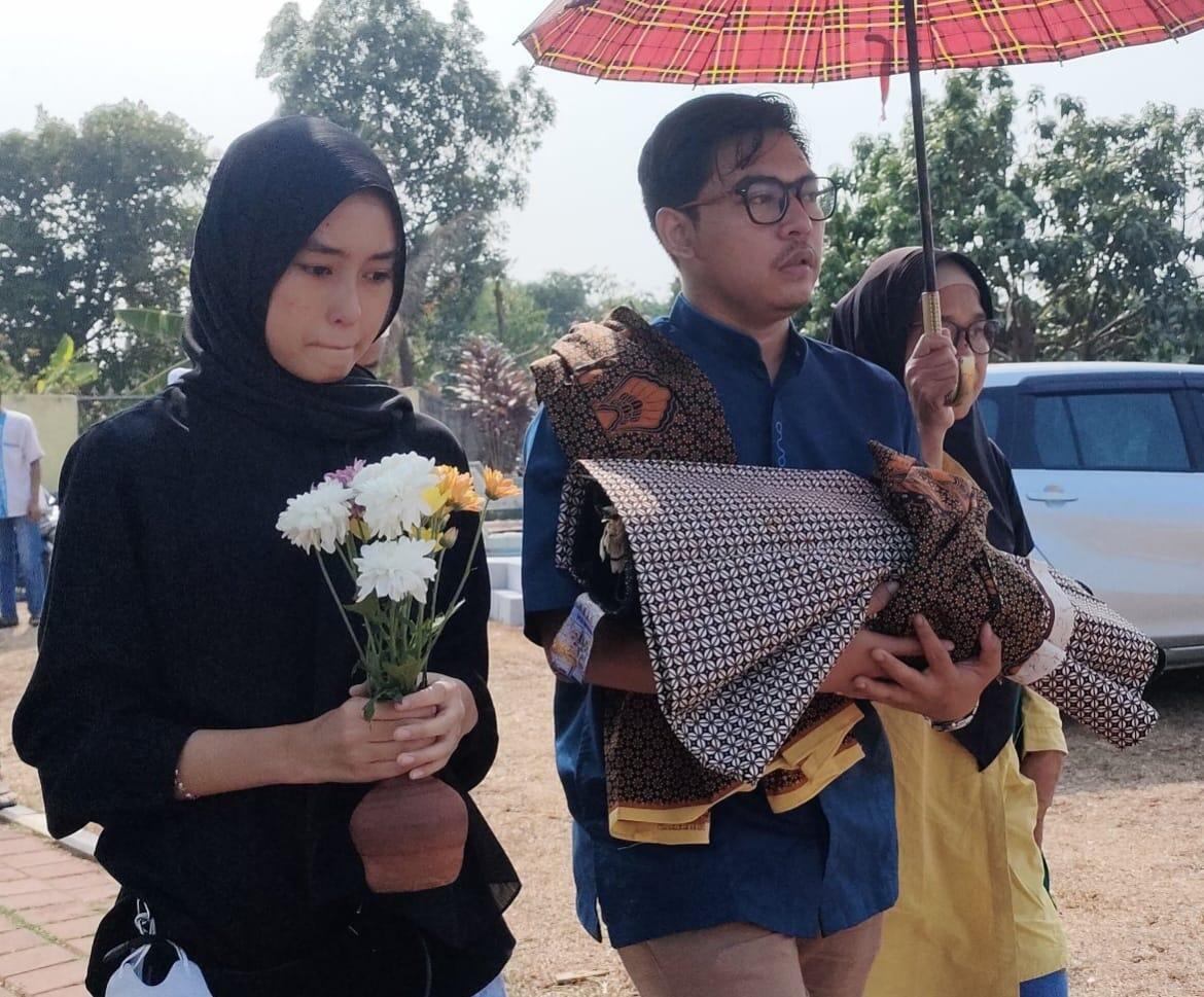 Kisah Ayah Ditinggal Anaknya yang Baru Lahir