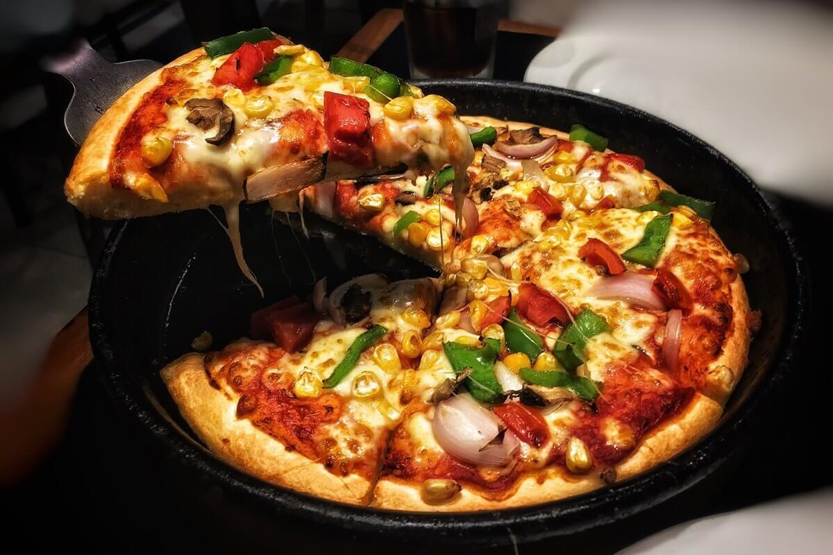 Resep Pizza Tepung Terigu Lezatnya Pizza Buatan Sendiri