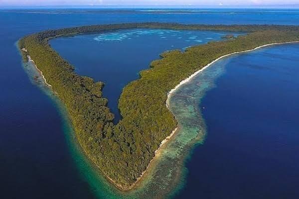 Maratua, Pulau Indah Di Kalimantan