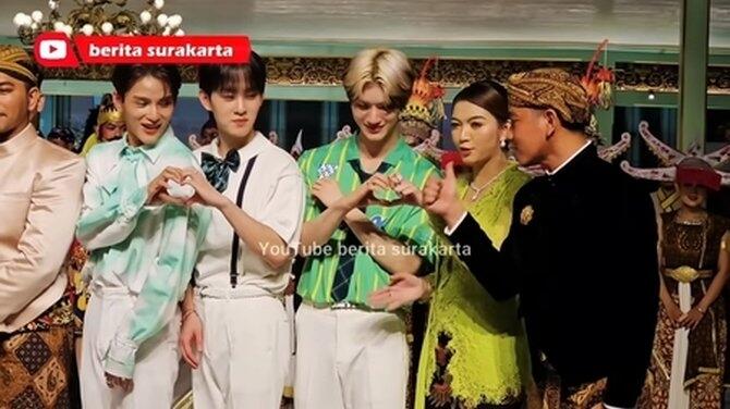 Selvi Ananda Pilih Bikin Heart Sign Bareng Leo XODIAC Daripada Suami Sendiri