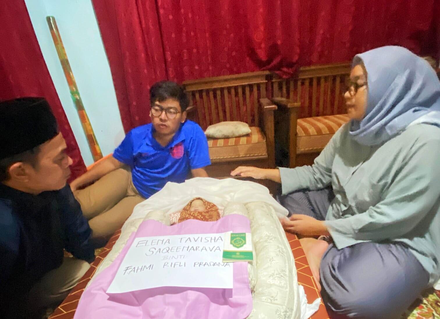 Guruku Bernama Elena Tavisha