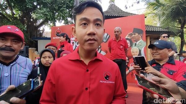 Gibran Ikuti Rakernas PDIP: Saya Tunggu Arahan dari Bu Ketum Aja