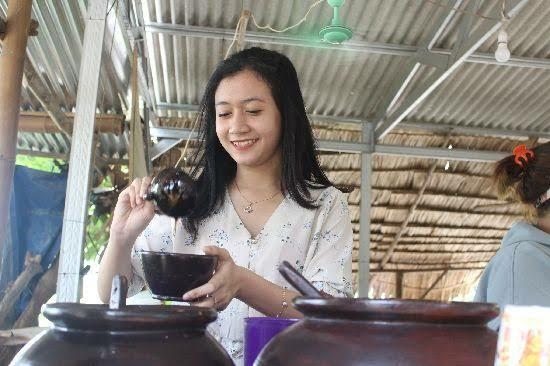 Sungguh Terlalu! Pakai Mobil tapi Beli Cendol Tanpa Bayar, Akhirnya Dikejar-kejar Deh