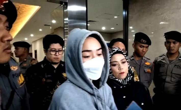 Amanda Manopo Diperiksa Selama 8 Jam oleh Polisi terkait Promosi Judi Online?