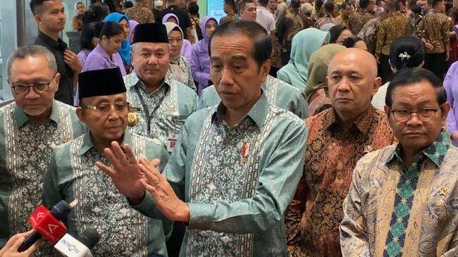 Toko Online RI Diserbu Produk Impor Murah, Jokowi Nemu Baju Cuma Rp 5.000
