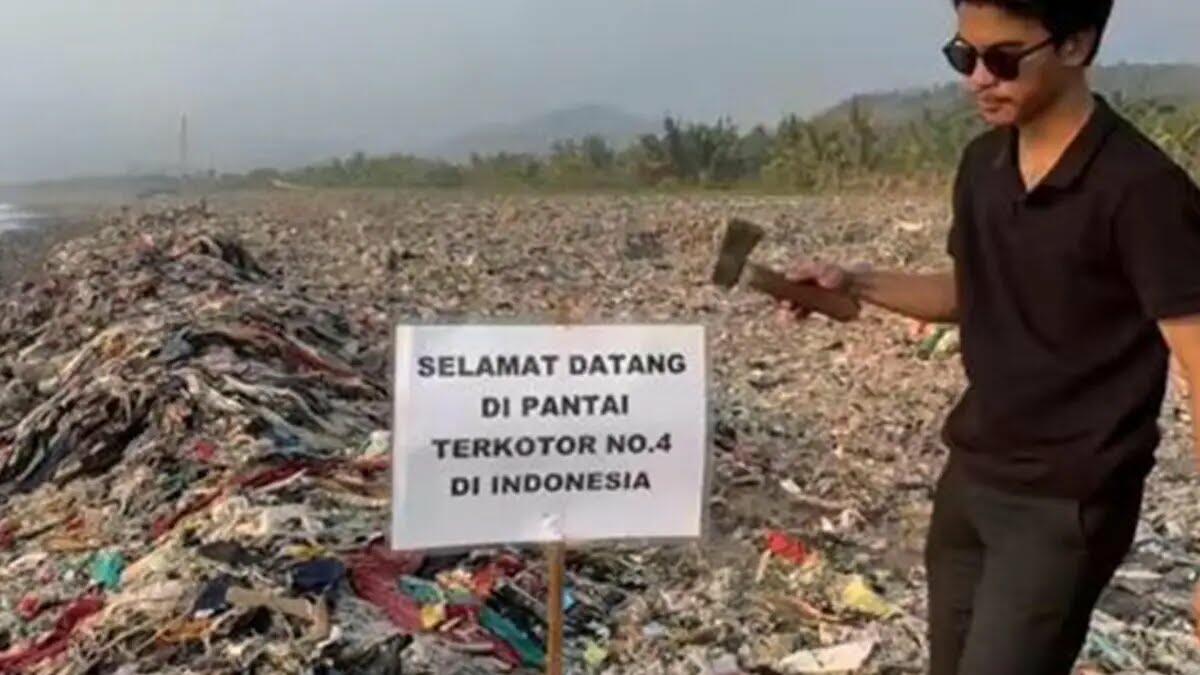 Pantai Cibutun Diklaim Terkotor No. 4 di Indonesia, Karang Taruna: 'APA BUKTINYA?'