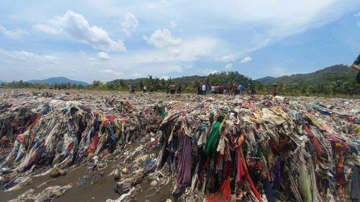 Pantai Cibutun Diklaim Terkotor No. 4 di Indonesia, Karang Taruna: 'APA BUKTINYA?'