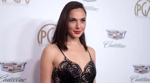 Ajak Dukung ISRAEL, Gal Gadot Dihujat Netizen Pendukung PALESTINA!