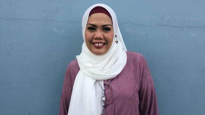 Elly Sugigi Ngaku Rezekinya Seret Usai Berhijab, Kenapa Bisa Begitu?