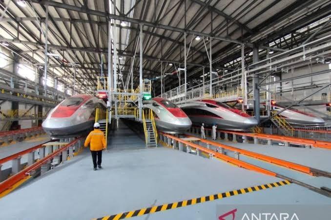 Indonesia Akan Bikin Kereta Cepat Sendiri, Apakah Mungkin?