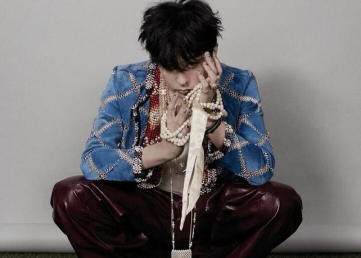 Gabung Warner Music, Intip 4 Fakta Menarik NFT G-Dragon Peaceminusone X Fandom Studio