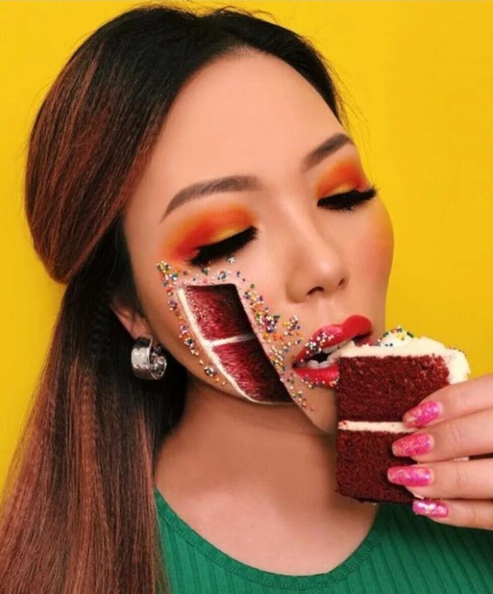 7 Make-Up buatan Artis ini Akan Mengubah Cara Pandangmu Terhadap Dunia Makeup